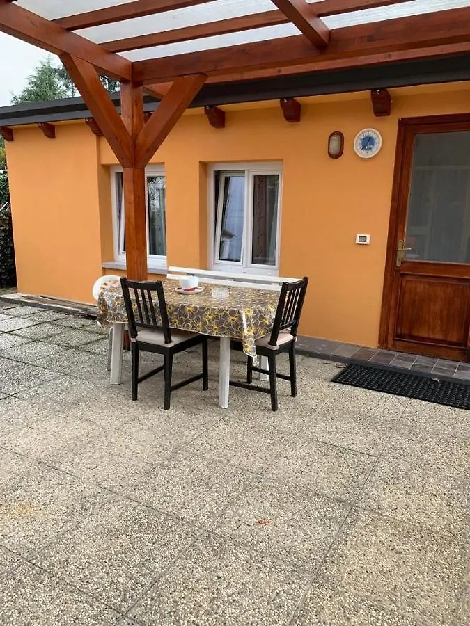 Casetta Mortise Padoue 0*,  Italie